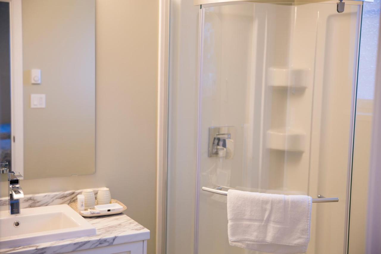Downtown Whitehorse Deluxe 2 Bedroom Condo Kültér fotó