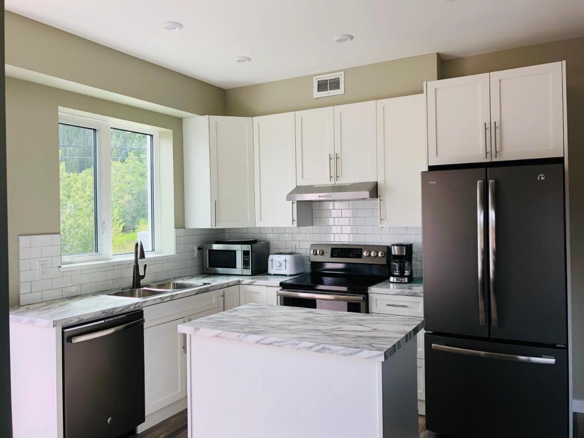 Downtown Whitehorse Deluxe 2 Bedroom Condo Kültér fotó