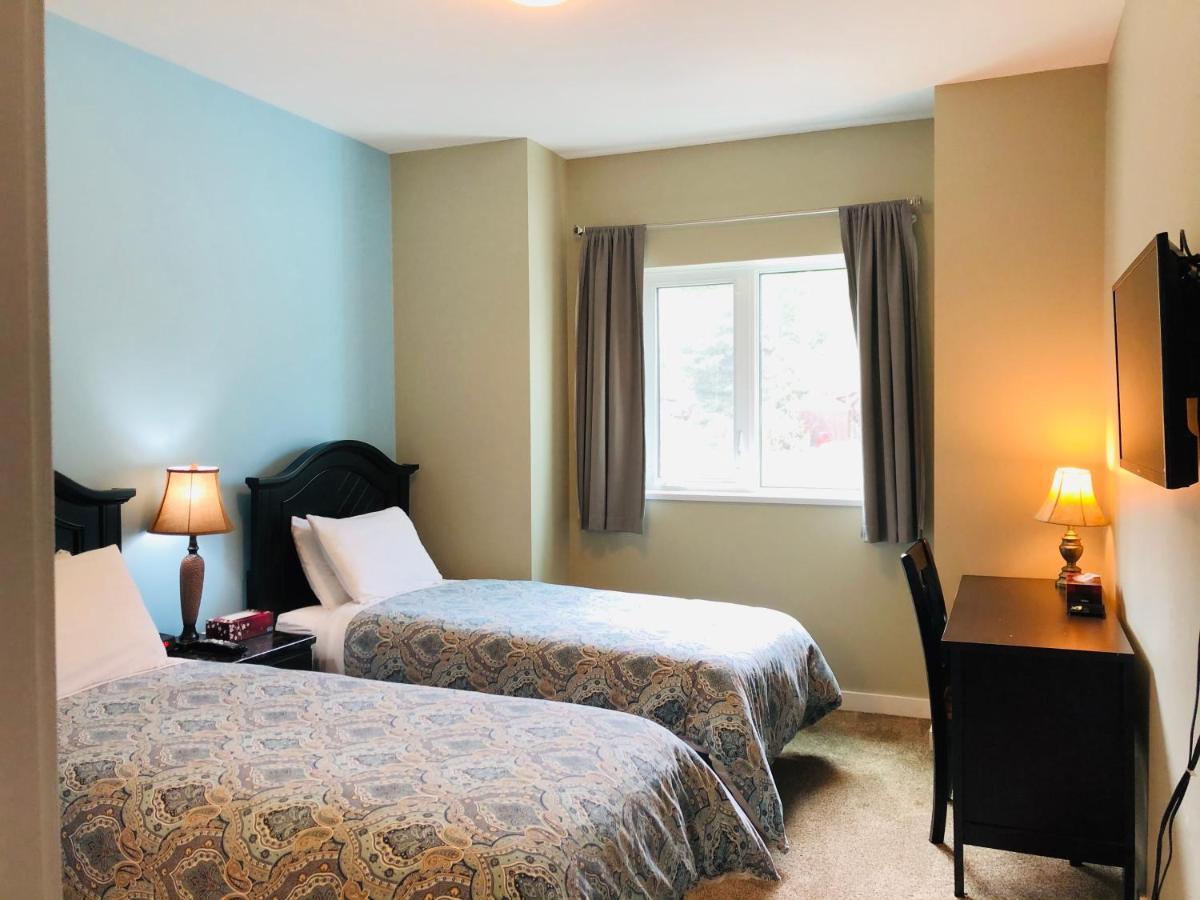 Downtown Whitehorse Deluxe 2 Bedroom Condo Kültér fotó