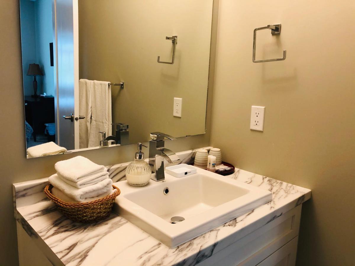 Downtown Whitehorse Deluxe 2 Bedroom Condo Kültér fotó